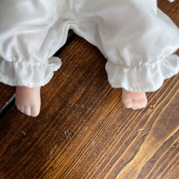 Pauline Bjonness Jacobsen Baby Doll Porcelain Satin Cloth Blonde Hair Blue Eyes - Picture 4 of 13